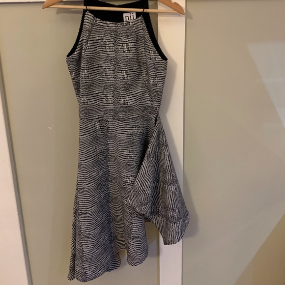 Unique cocktail dress from Thailand - Picture 3 of 3